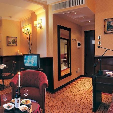 Atahotel Quark Мілан Номер фото