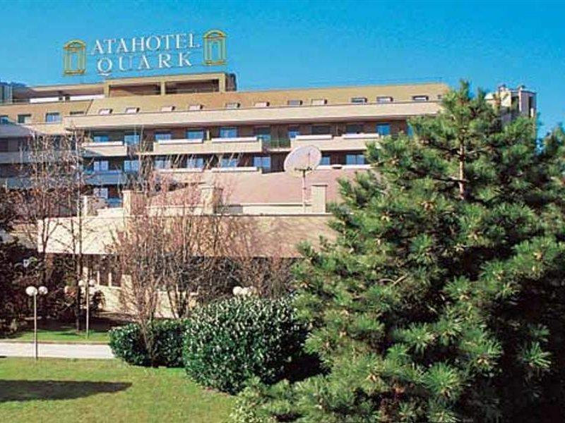Atahotel Quark Мілан Екстер'єр фото