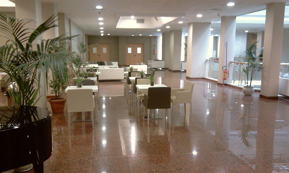 Atahotel Quark Мілан Екстер'єр фото